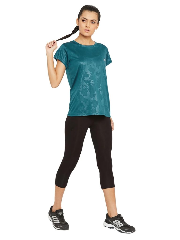 Clovia Women's Polyester Regular Fit Activewear Short Sleeve Sports T-Shirt