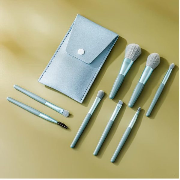 ETSAP 8 Pcs Brush Set With Pouch, Makeup Brushes Premium Synthetic Kabuki Foundation, Concealers, Eye Shadows Professional Blush, Face Powder, Highlighter, Contour, Blending Eyeliner (MULTICOLOUR)