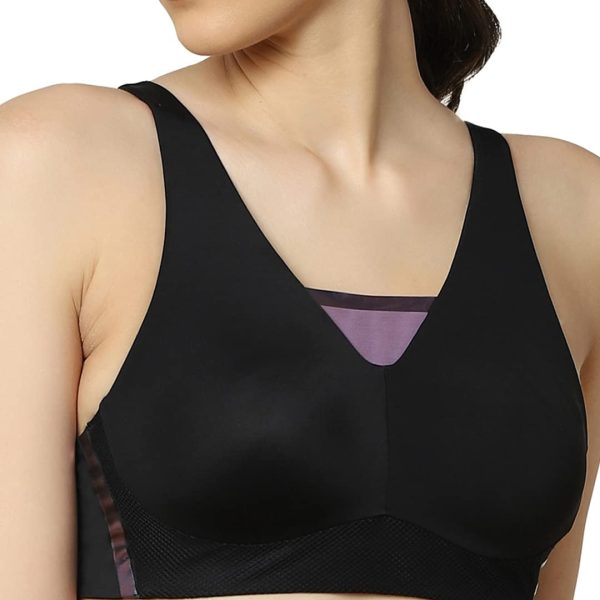 Triumph International Women's Polyester Casual Sports Bra