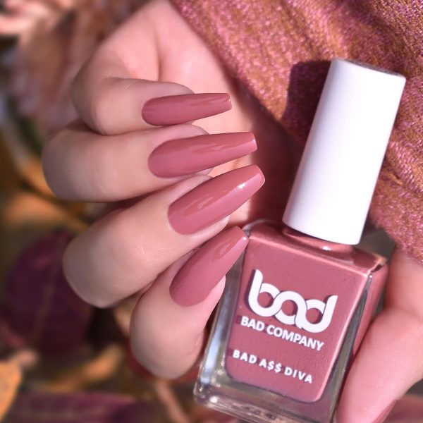 BAD COMPANY Glossy Finish Nail Polish 10ml, No Toxin Glossy Nail Lacquer, Long Lasting, Chip Resistant, Vegan, Quick Dry & Cruelty-Free Glossy Nail Paint Fearless 74 (Brown Nail Polish)