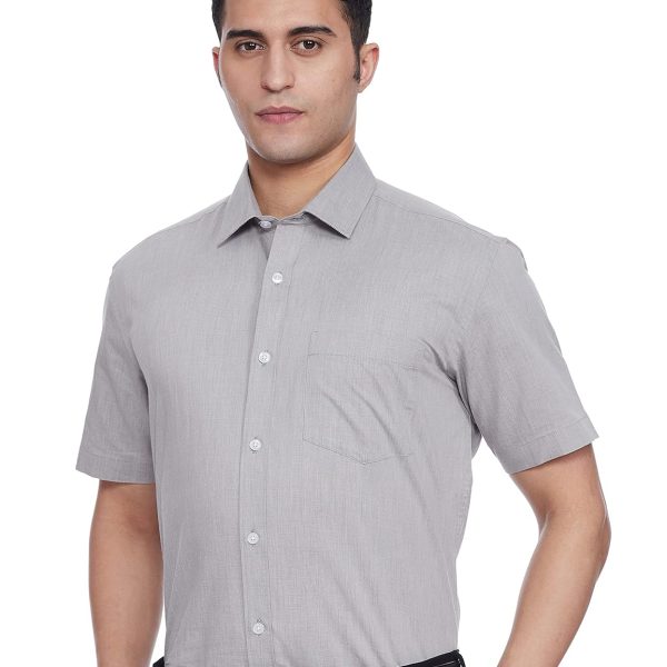Amazon Brand - Symbol Men's Solid Cotton Blend Half Sleeve Regular Fit Formal Shirt