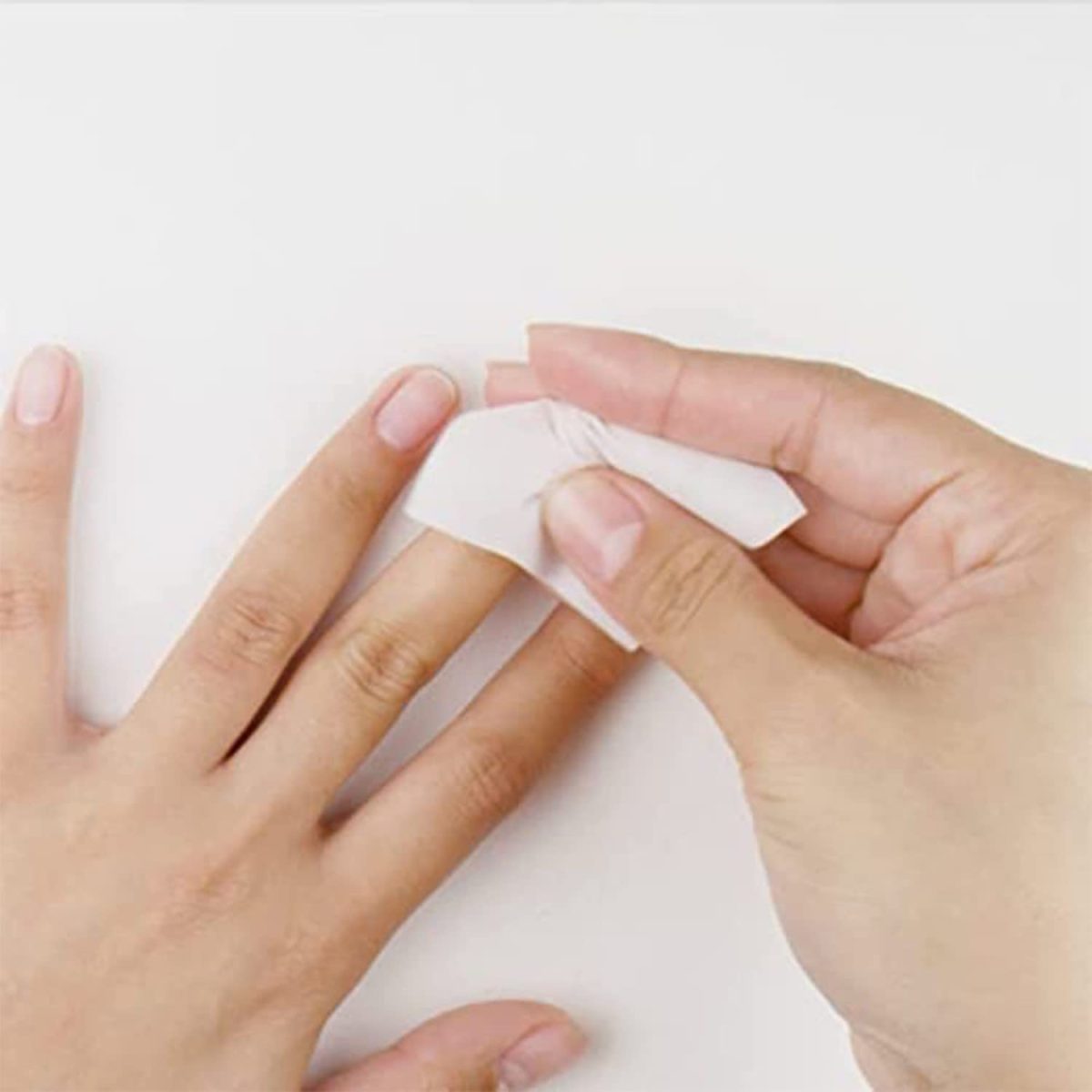 O.P.I Acetone Free Nail Polish Remover | 110 ml | Gentle, Moisturizing Nail Paint Remover Liquid | With Aloe Vera for Hydration - Image 2