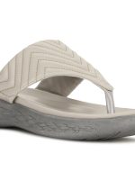 Bata Women's Skyler Thong E 24 Slipper - Image 5