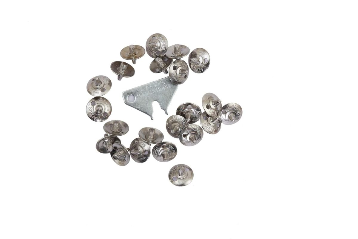 Lauris Cricket Shoe Spare Spikes Mens Full Metal Replaceable Nails | Pack of 22 Pieces Metal Tighter Key | For Cricket Shoes Shoe Replacement Nails, Silver, 8 mm - Image 6