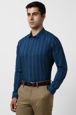 Van Heusen Men's Striped Slim Fit Shirt - Image 2