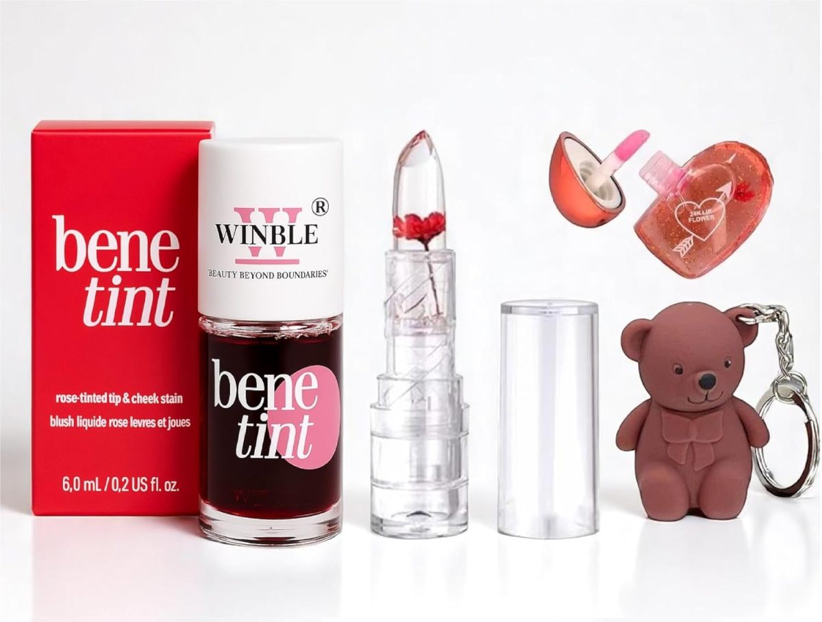 WINBLE Lip & Cheek Tint Combo | Rose Bene Tint, Moisturizing Blush, Hydrating Heart Gloss, Matte Teddy Bear Keychain Lipstick, Crystal Flower Jelly Lipstick, Waterproof Long-Lasting Lip Balm & Plumper