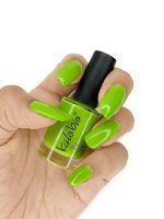 KALOBIO Pastel Nail Enamel - Kelly Green KPS09 - Image 3