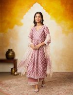 Amazon Brand - Myx Women's Silk Chanderi Handblock Printed Authentic Kurta Set with Dupatta (A-Line | Sanganeri Print) - Image 5