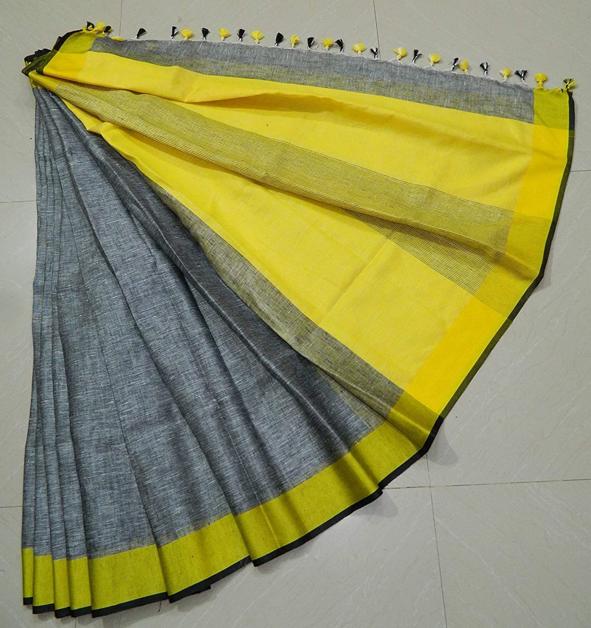 HAIDER ALI AND SONS Pure Linen Saree for Women With Unstitched Blouse Piece | Traditional Ethnic wear Summer Saree (Grey) - Image 2
