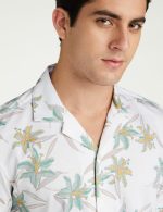 Van Heusen Men's Cotton Slim Fit Print Half Sleeves Casual Resort Collar Shirt - Image 4